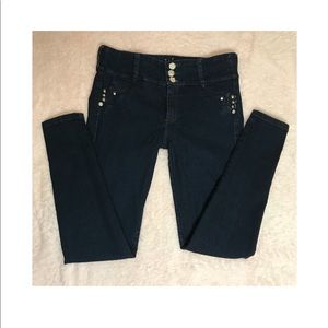 Columbian Butt Lift Jeans - Size 11 USA